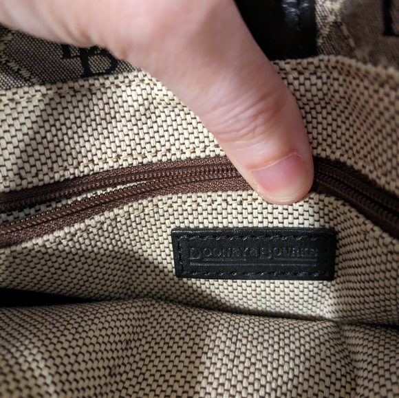 Dooney & Bourke purse - Picture 10 of 14